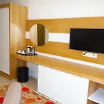 Zest Exclusive & Ξενοδοχείο 3*