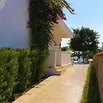 Zest Exclusive & Ξενοδοχείο Ortakent