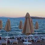 Ξενοδοχείο Zest Exclusive &