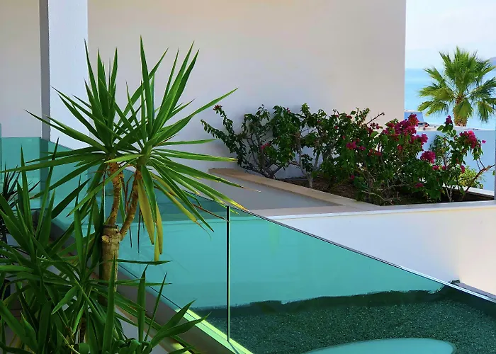 Hotel Zest Exclusive & 3*