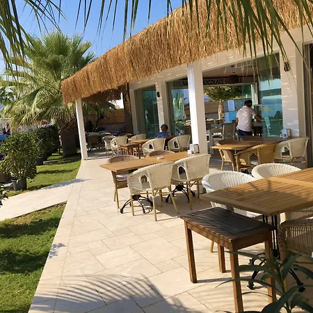 Zest Exclusive & מלון אורטקנט