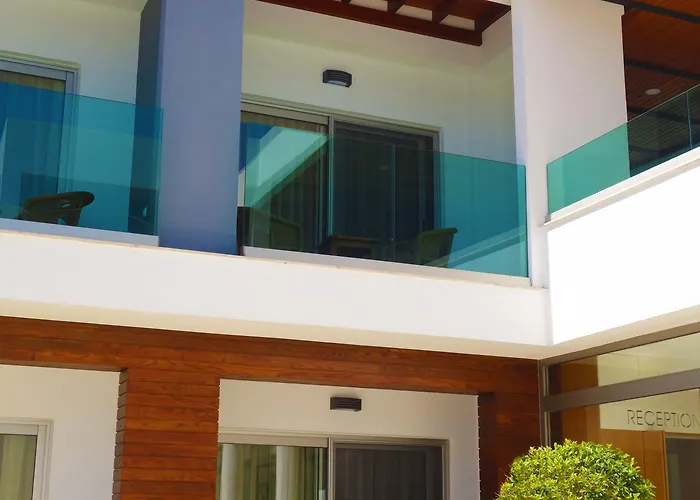 Zest Exclusive & فندق أورتاكنت